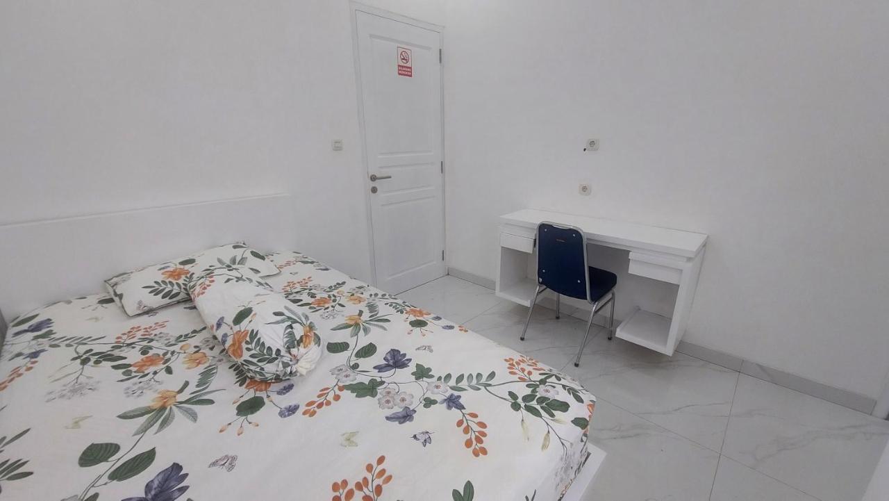 Hotel Wisma Mangurna Dolok Sanggul Екстериор снимка
