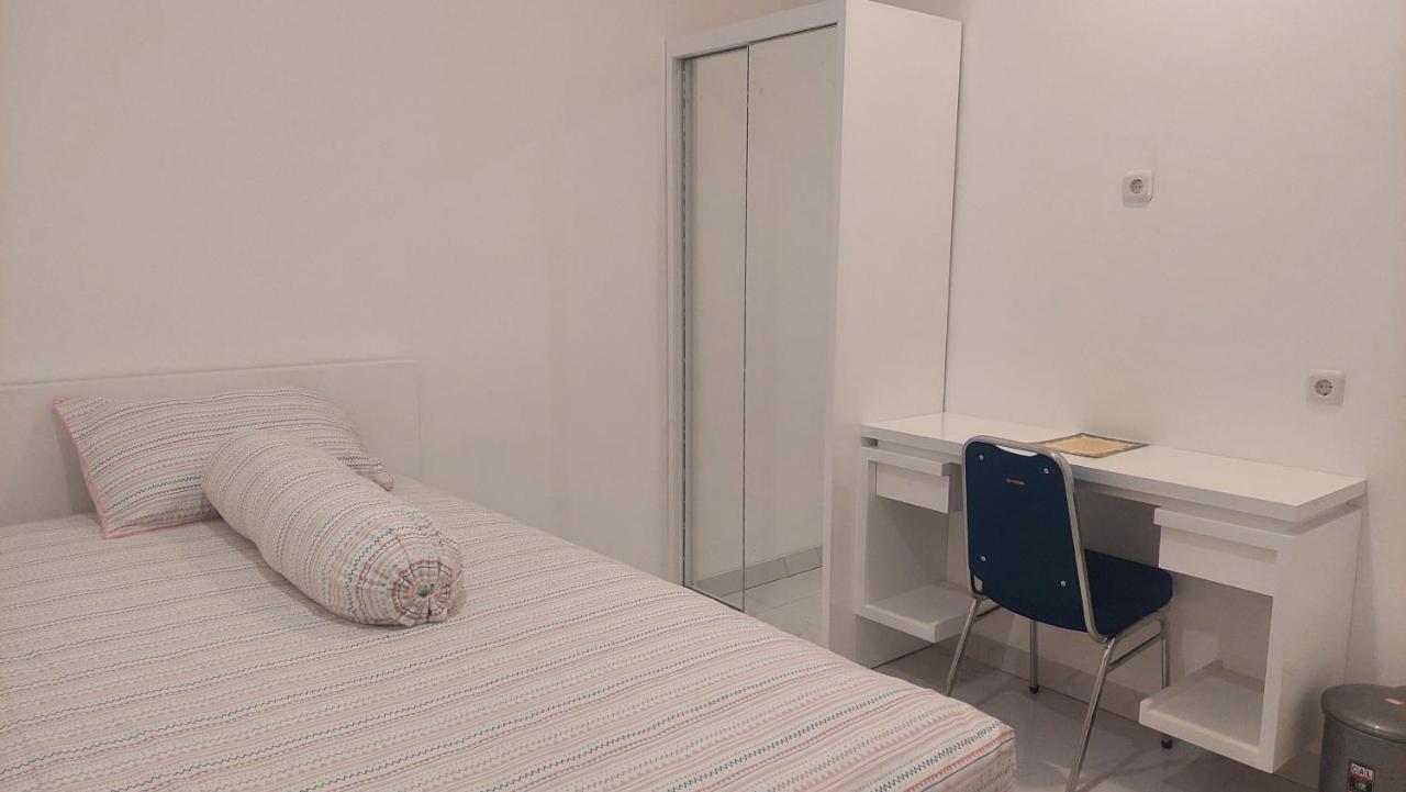 Hotel Wisma Mangurna Dolok Sanggul Екстериор снимка